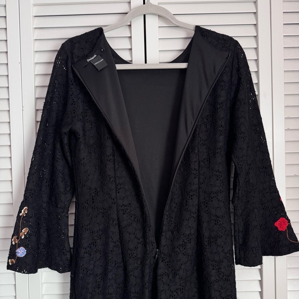 Desigual Vermond Lace Dress Floral Embroidery Bell Sleeve Black Size 40 Medium - Picture 13 of 14